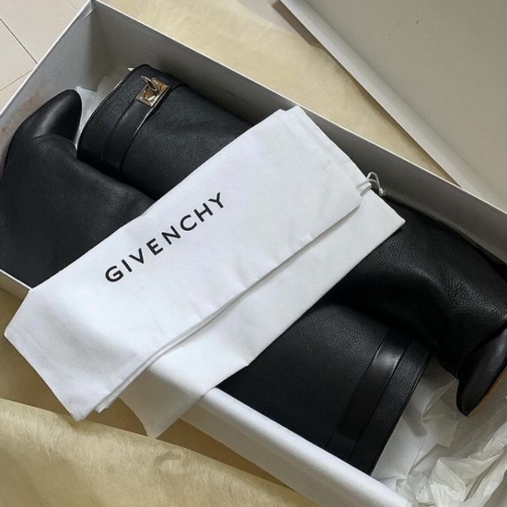 Givenchy Sharklock boots  (EU 37)